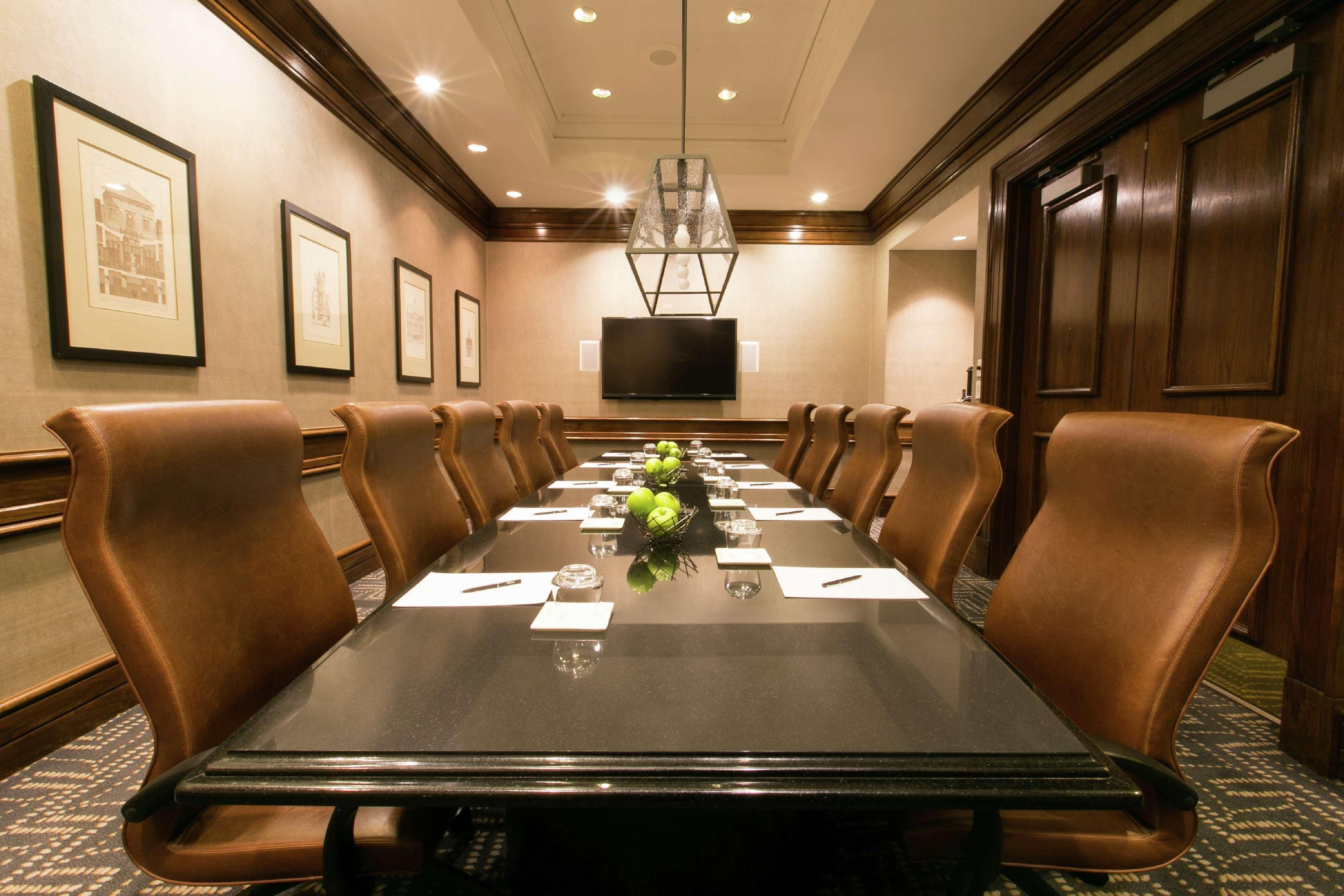 Hilton Dallas-Park Cities Bagian luar foto