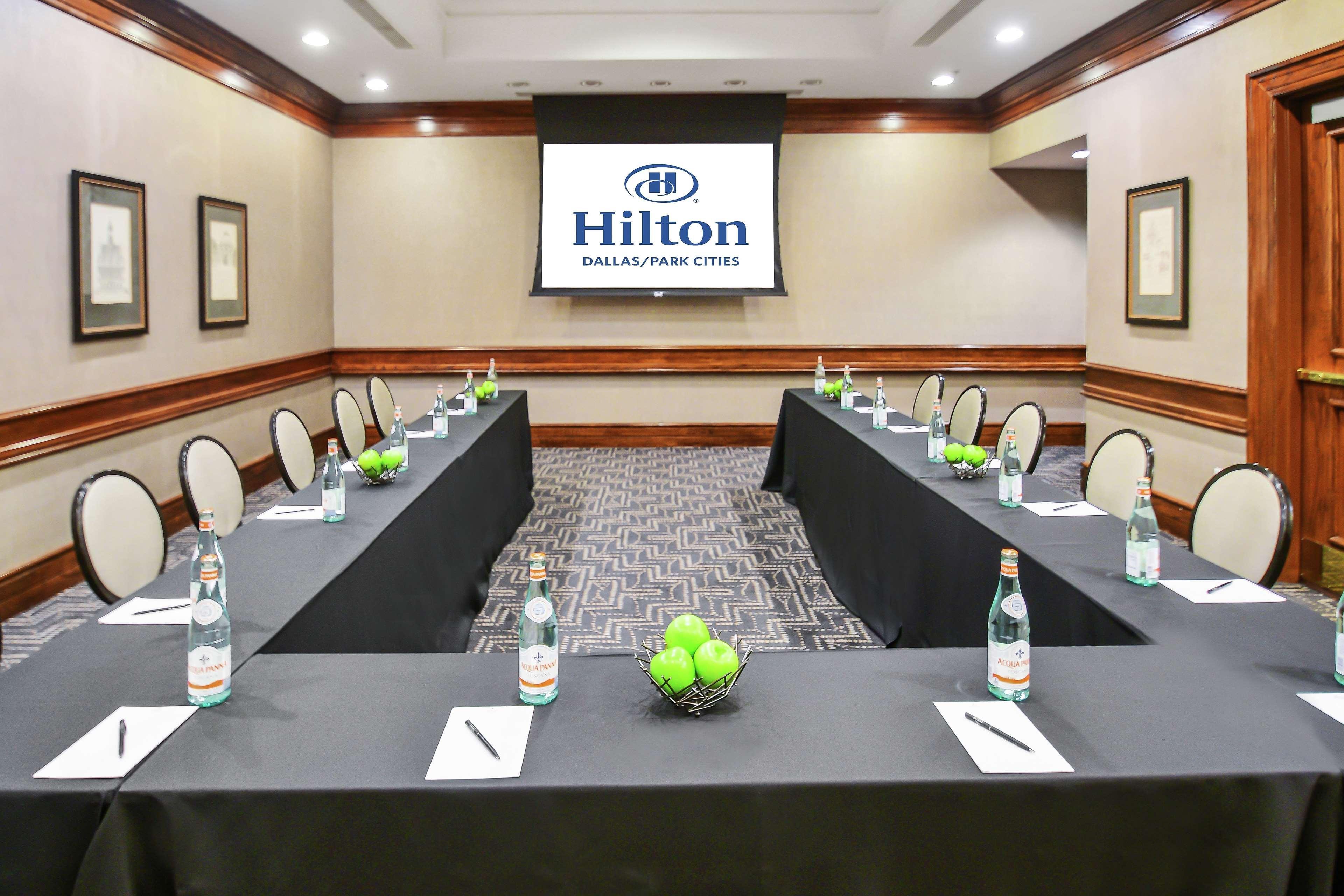Hilton Dallas-Park Cities Bagian luar foto