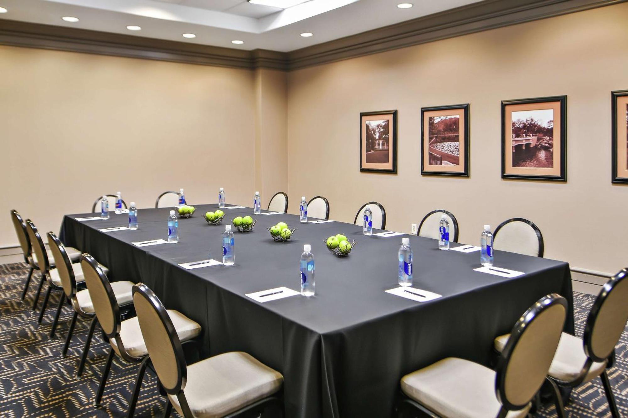 Hilton Dallas-Park Cities Bagian luar foto