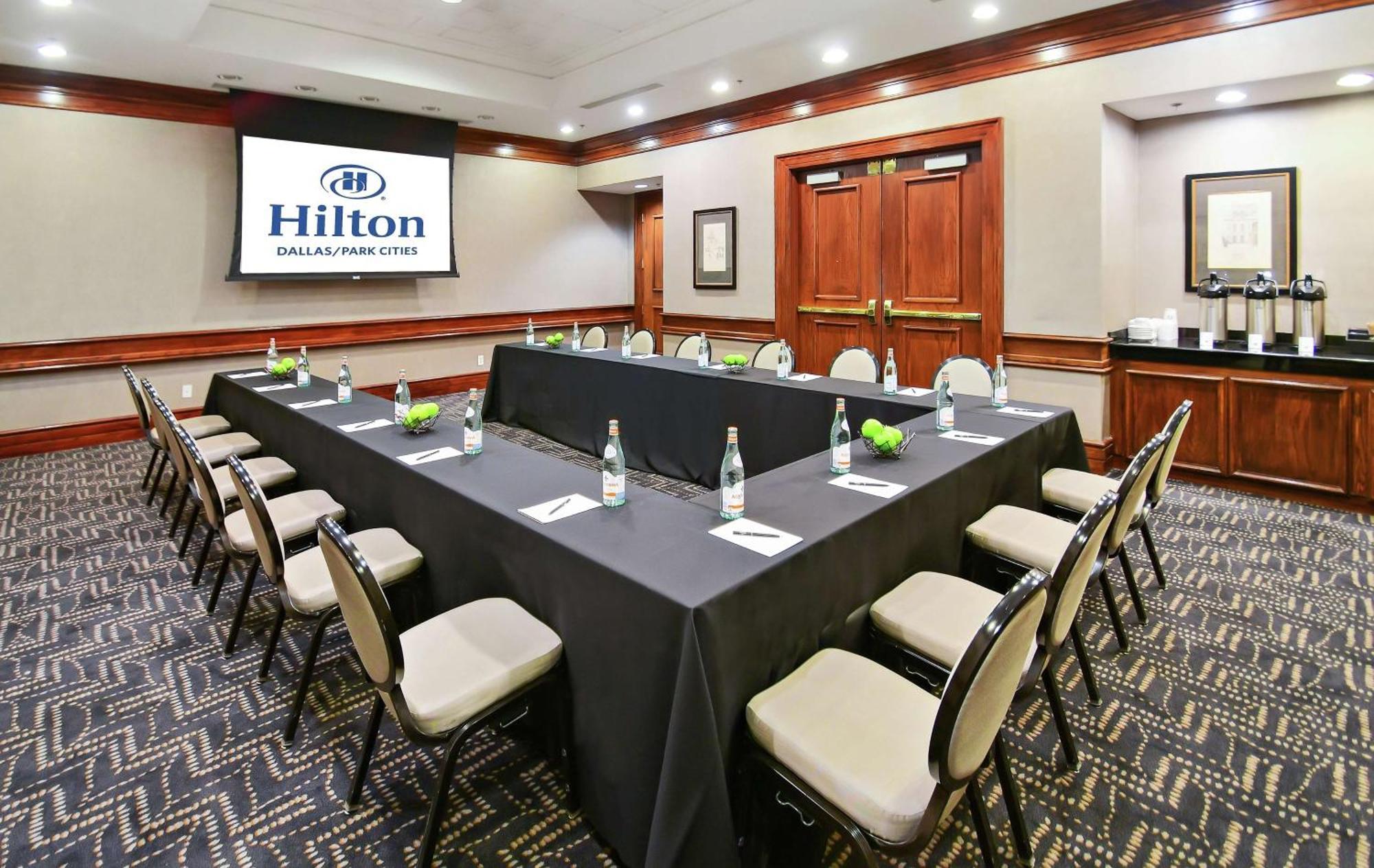 Hilton Dallas-Park Cities Bagian luar foto